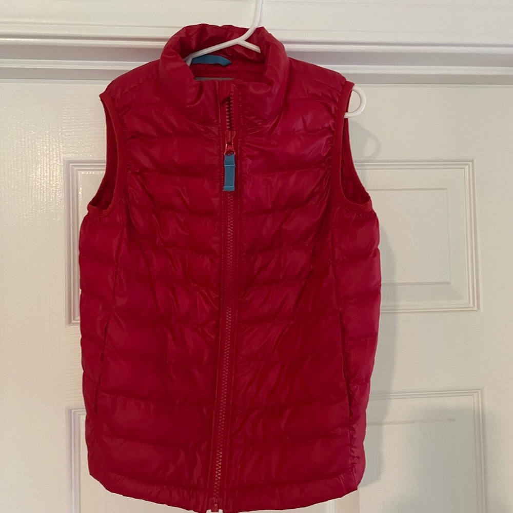 Primary Red puffer vest kids size 6-7
